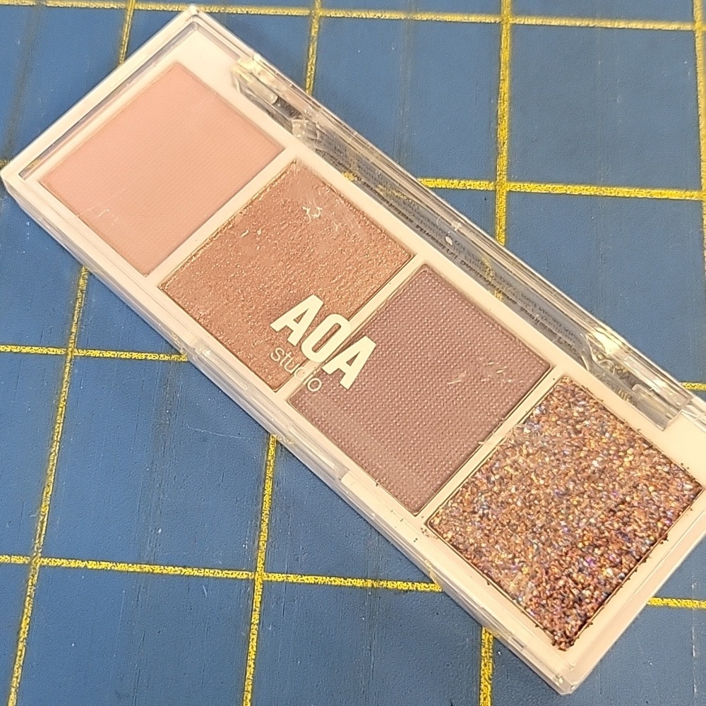 AOA Studio Eyeshadow Palette Movie Time 4g New Sealed Palette